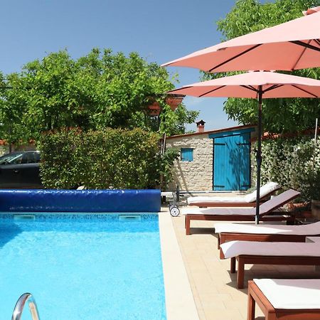 "Art House" Rovinj-Holiday, Holiday Home To Rent Rovinjsko Selo Exterior photo